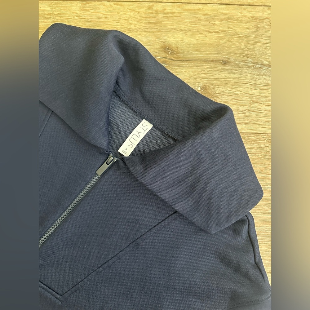 Top - Picture 3 of 4